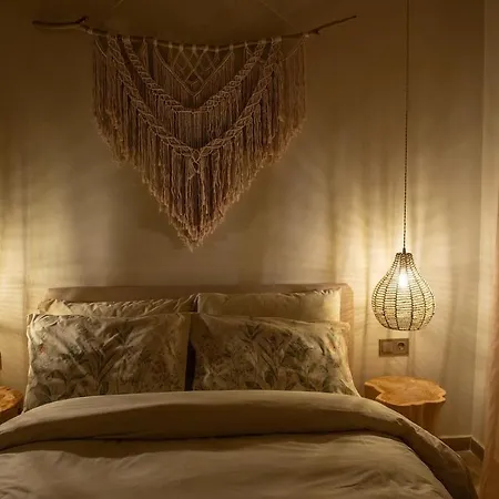 Cyanic Horizon Case de vacanță Dhrakata