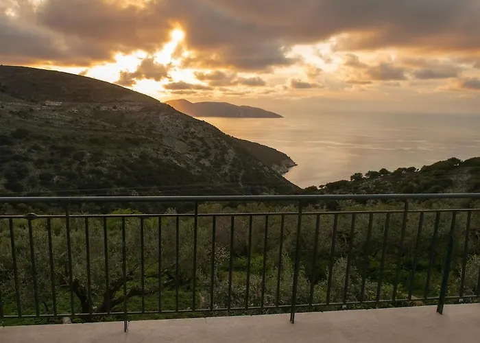 度假居 Cyanic Horizon