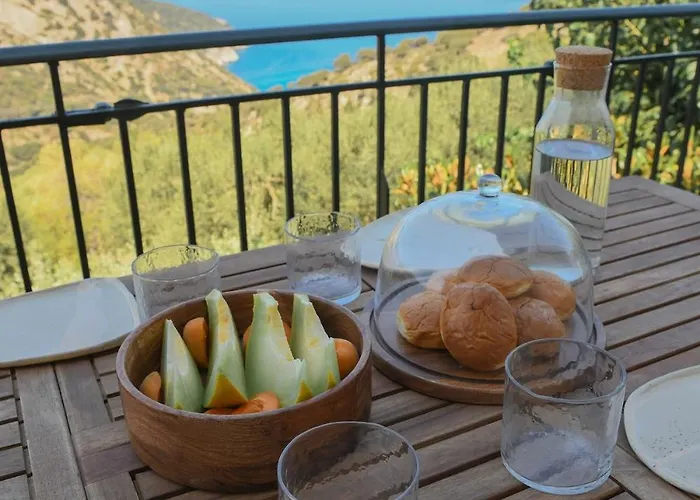 بيت للعطل Cyanic Horizon