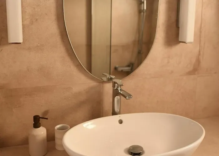 Cyanic Horizon Dhrakata